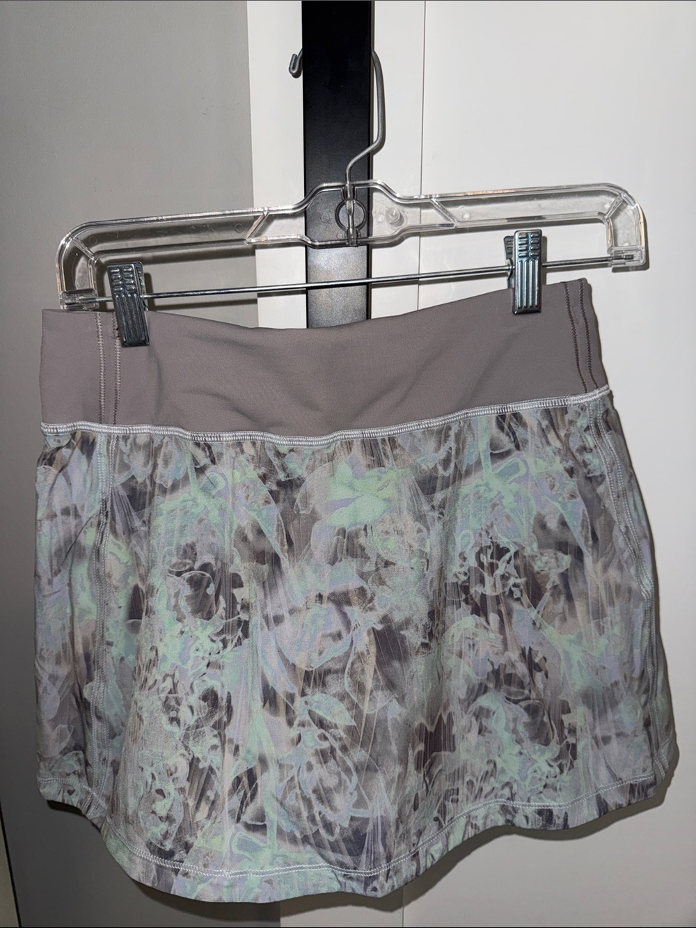NWT Size 4 Lululemon Pace Rival Skirt